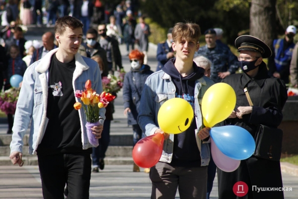 Одесса отмечает День победы: что происходит на Аллее Славы. Фото