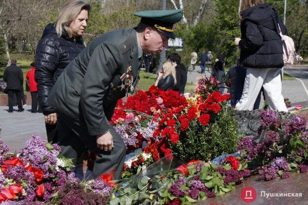 Одесса отмечает День победы: что происходит на Аллее Славы. Фото