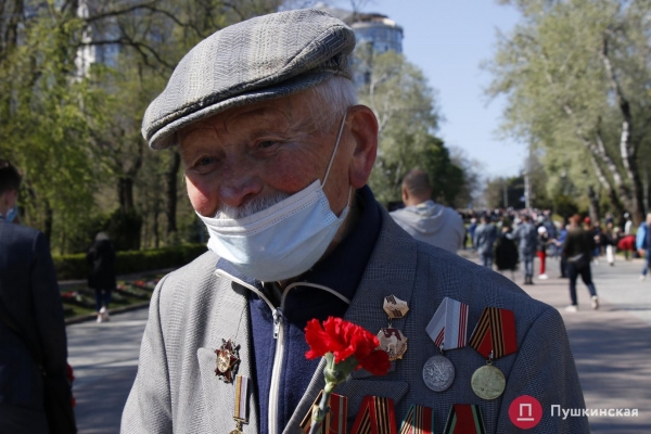 Одесса отмечает День победы: что происходит на Аллее Славы. Фото