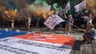 
"Аркадовцы" устроили под Кабмином новый протест: движение парализовано, в ход пошли файеры
