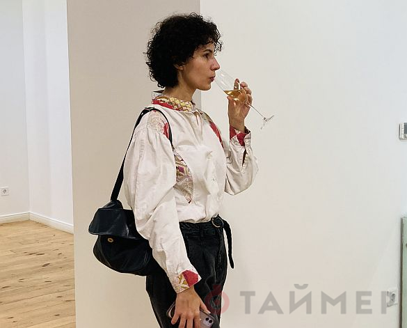 «Будь физкультурницей!»: одесская галерея учит заботиться о себе