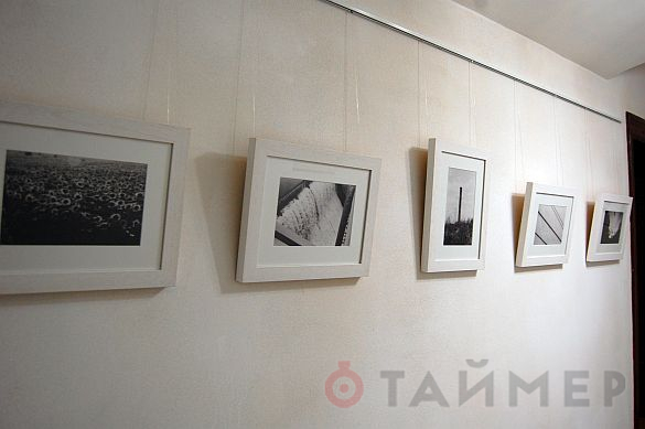 «Абстракция формы»: одесский фотохудожник дебютировал чёрно-белой экспозицией 