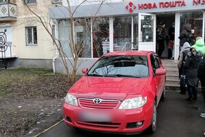 Худшая парковка в Одессе: свежая фотоподборка наглых водителей 