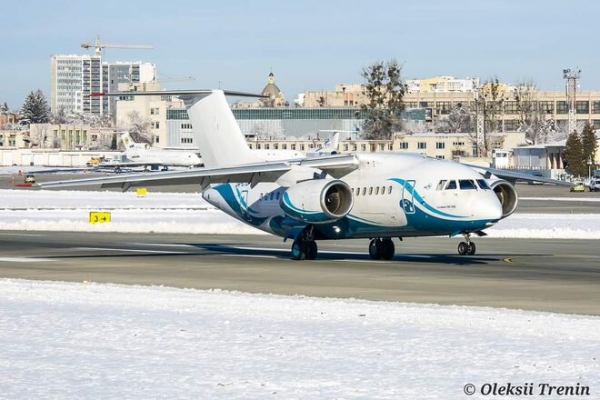 
Новая украинская авиакомпания приостановила полеты: названы причины
