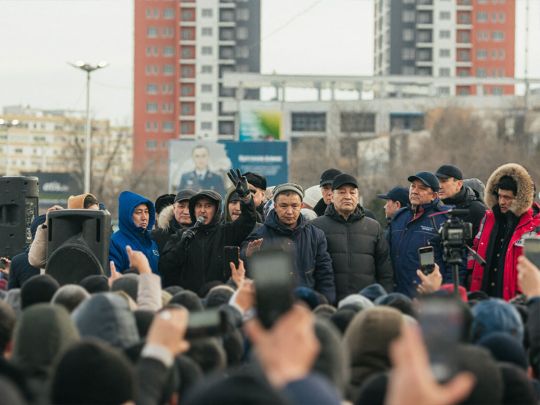 «Є бажання змін. Але більше нічого немає»: російський опозиціонер пояснив, чому події у Казахстані — це не революція