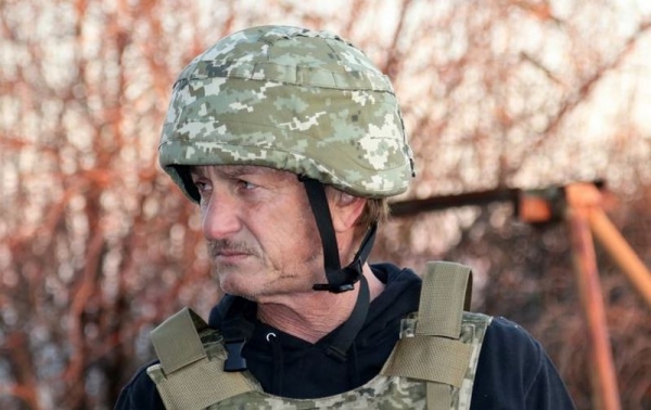 В Украину приехал Шон Пенн: он будет документировать российскую агрессию