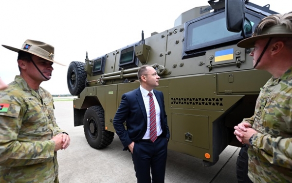 От С-300 до Bushmaster. Новое оружие для УкраиныСюжет
