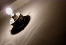 Ракетный обстрел Одесской области: без света остались 1000 домов, прокуратура открыла дело