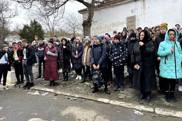 В Одесской области открыли мемориальную доску в честь погибшего воина Ивана Чумакова