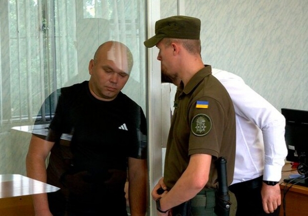 Тракториста, который задавил 14-летнюю девочку в Березовке, взяли под стражу: мать погибшей заявляет об угрозах