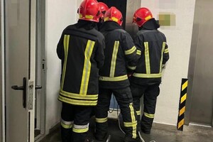 В ТЦ на Екатерининской в Одессе погиб лифтер, когда спасал застрявших людей 
