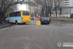 В Одессе в одно ДТП попали маршрутка и пять автомобилей 