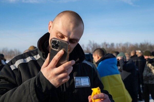 Из российского плена вернулись домой восемь пограничников из Одесской области