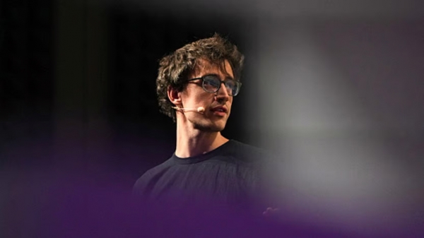 Mistral бросает вызов OpenAI и идёт на сделку с Microsoft
