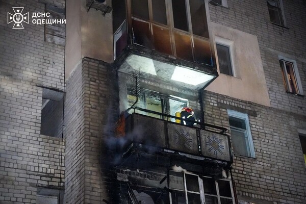 На Педагогической загорелись балконы многоэтажки