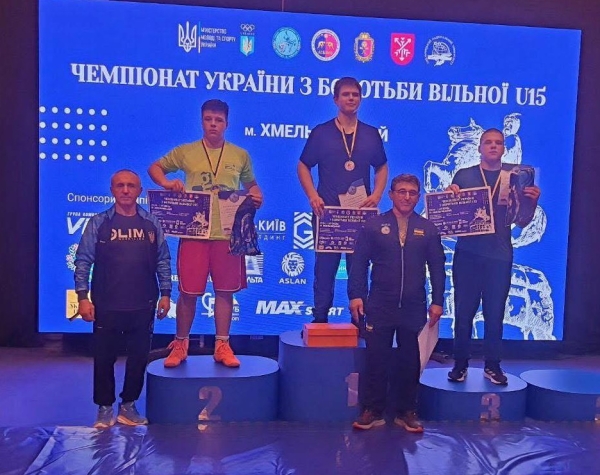 Вільна боротьба. Спортсмени з Одещини привезли з Чемпіонату України (U15) шість нагород