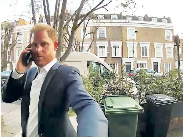 Як донька Алли Пугачової: принц Гаррі загубився у Лондоні без охорони і стукав у двері до незнайомців