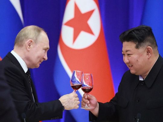 КНДР передала росії десятки тисяч контейнерів зі зброєю: подробиці про «внесок» країни у війну